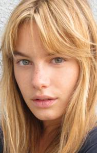   / Camille Rowe