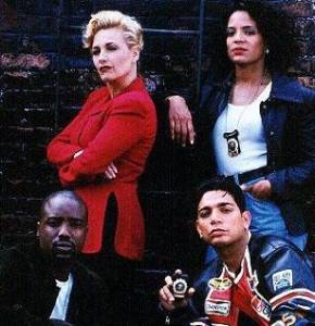 Смотреть фильм Полицейские под прикрытием (сериал 1994 – 1998) New York Undercover онлайн