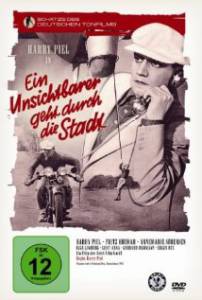 Невидимый идет по городу (1933)