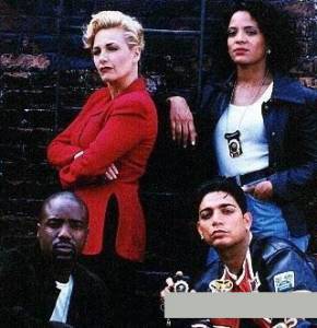 Фильм онлайн Полицейские под прикрытием (сериал 1994 – 1998) бесплатно в HD