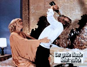      - Le retour du grand blond (1974)   HD