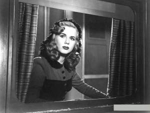Смотреть интересный онлайн фильм Леди в поезде 1945
