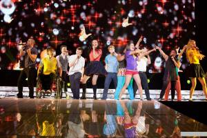   .    3D Glee: The 3D Concert Movie - 2011  