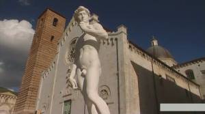   () The Divine Michelangelo  