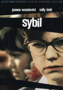    (-) / Sybil [1976 (1 )]