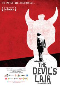 Онлайн кино Логово Дьявола - The Devil