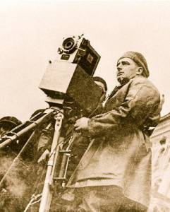         / Discover Taipei: The Kino Eye Man and Woman with a Movie Camera [2006]