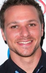   / Drew Lachey