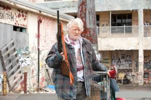      / Hobo with a Shotgun - (2011)  